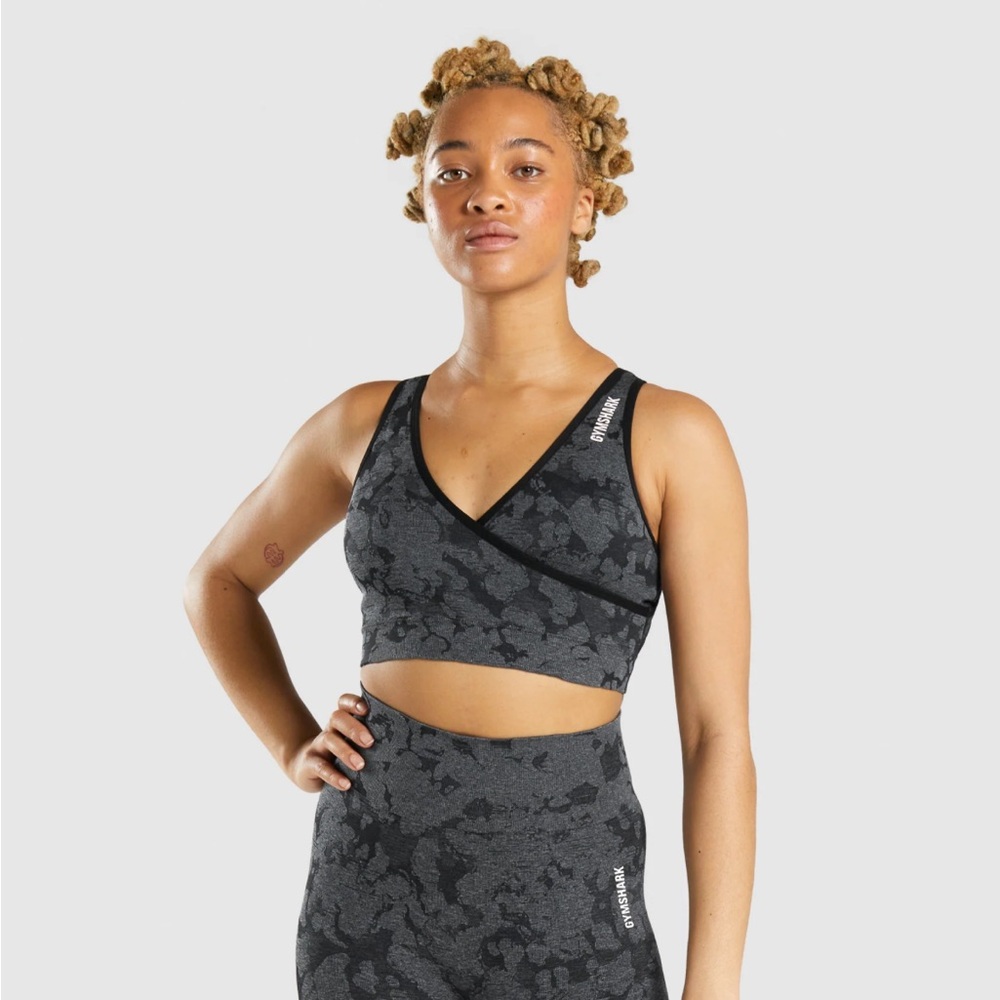 Gymshark Black Camo Adapt Seamless Sport Bra